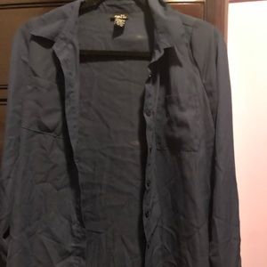 NAVY BLUE BUTTON DOWN